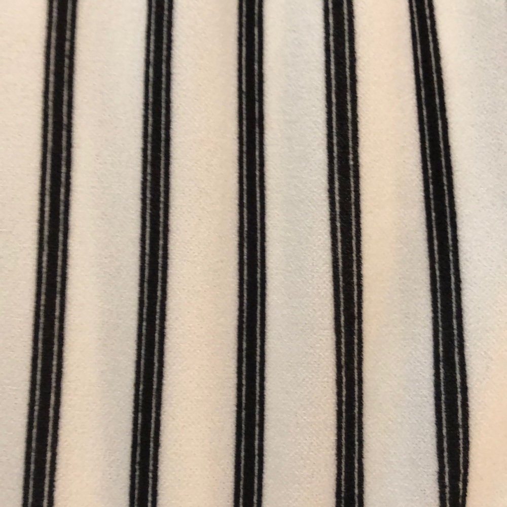 Pants - Picture 3 of 4